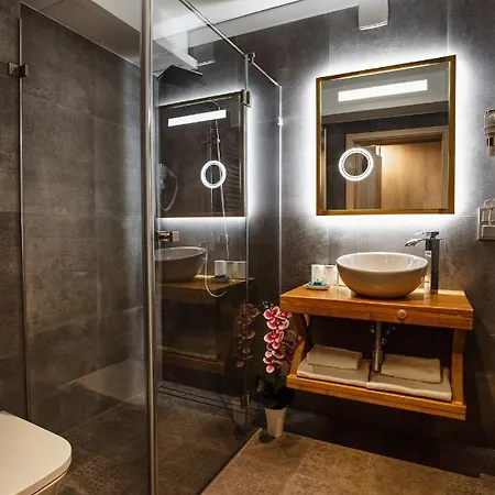 לינה וארוחת בוקר Cannes - Grota Solna, Sauna Finska