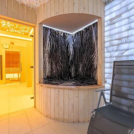 Cannes - Grota Solna, Sauna Finska 4* ザコパネ